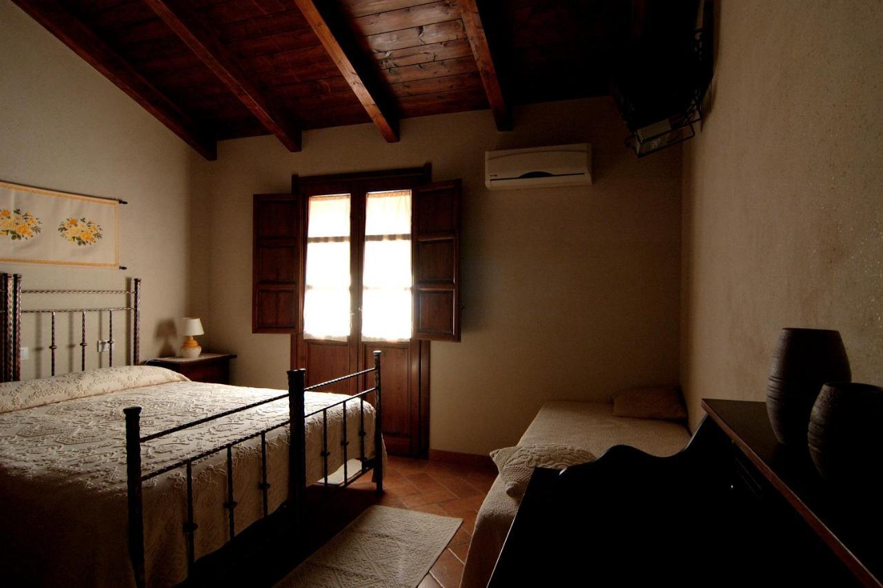 Il Quinto Moro Hotel Arbus Ngoại thất bức ảnh